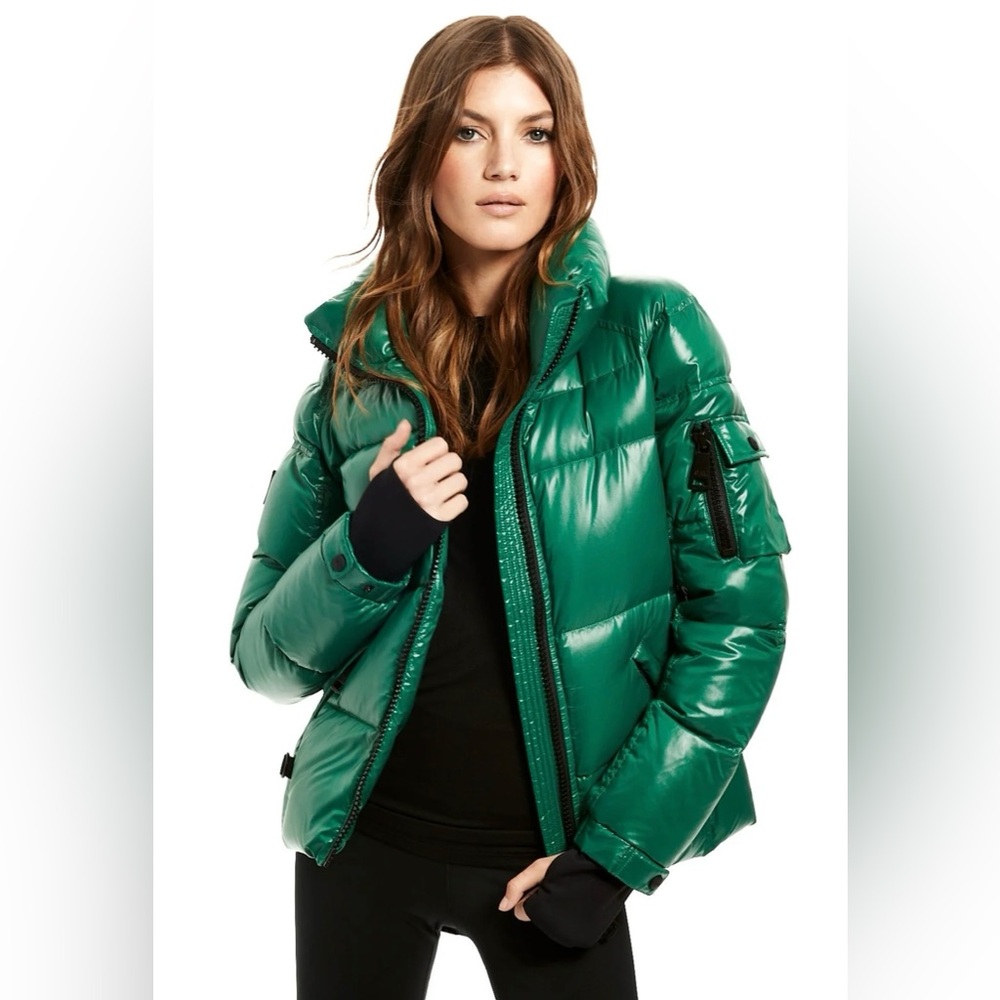 SAM. Freestyle Down Jacket in Grass Size Small